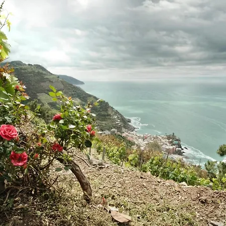 Casa Contra La Spezia